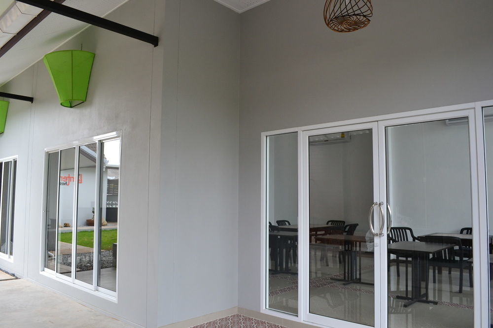 The Lantern Hostel, Chalong ,Phuket Exterior foto