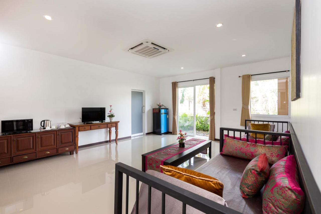 The Lantern Hostel, Chalong ,Phuket Exterior foto