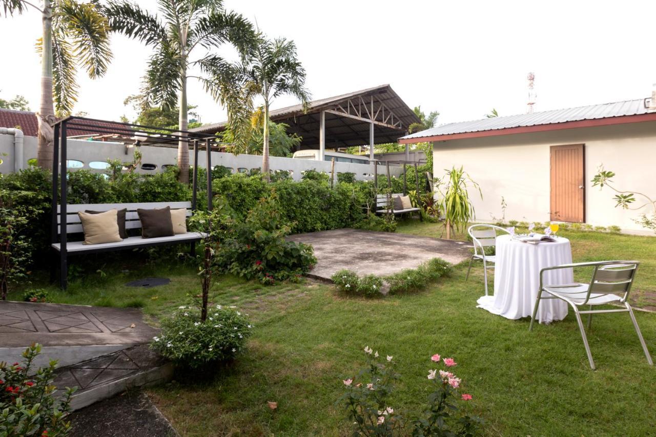 The Lantern Hostel, Chalong ,Phuket Exterior foto